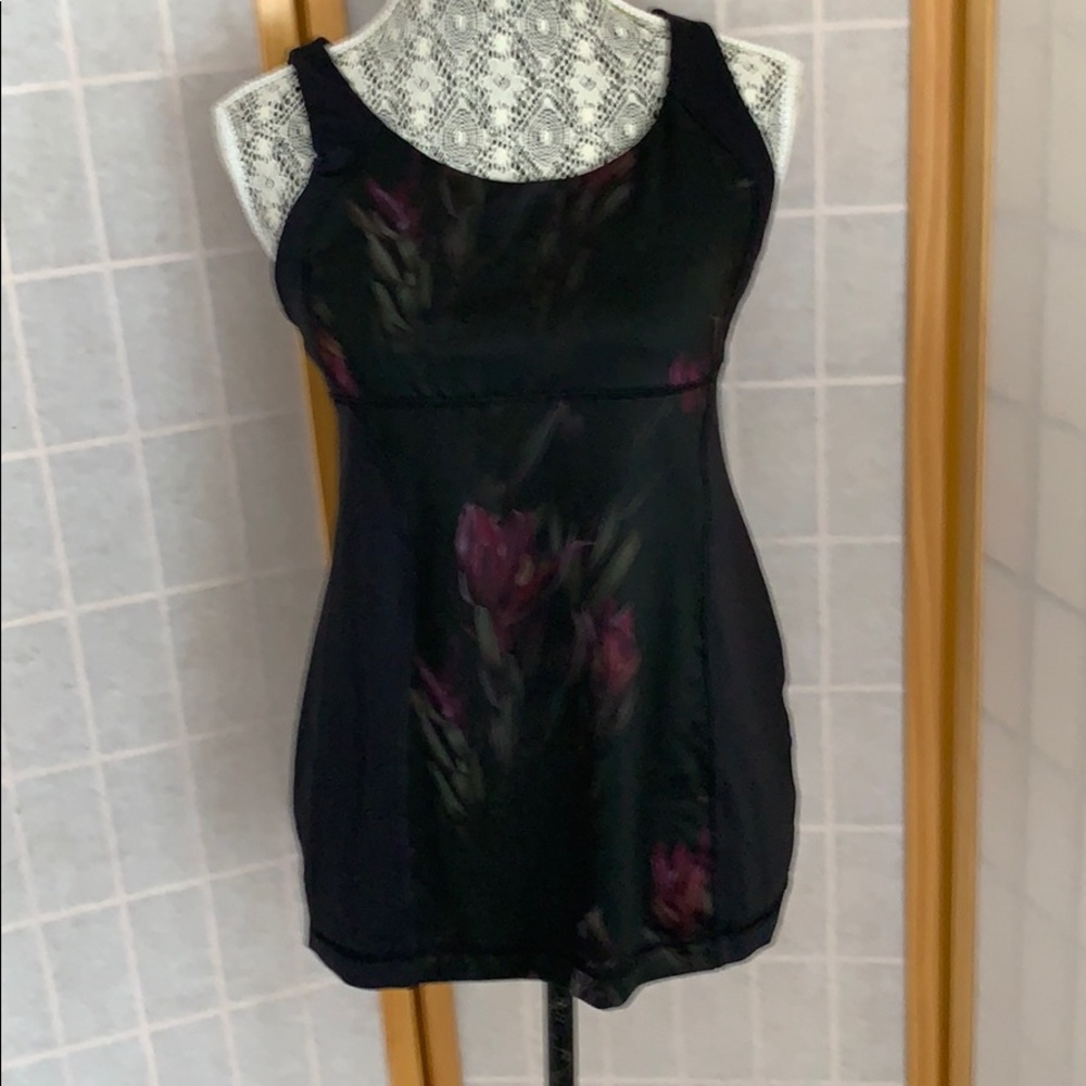 Lululemon Tank Double Strap Cross back Floral